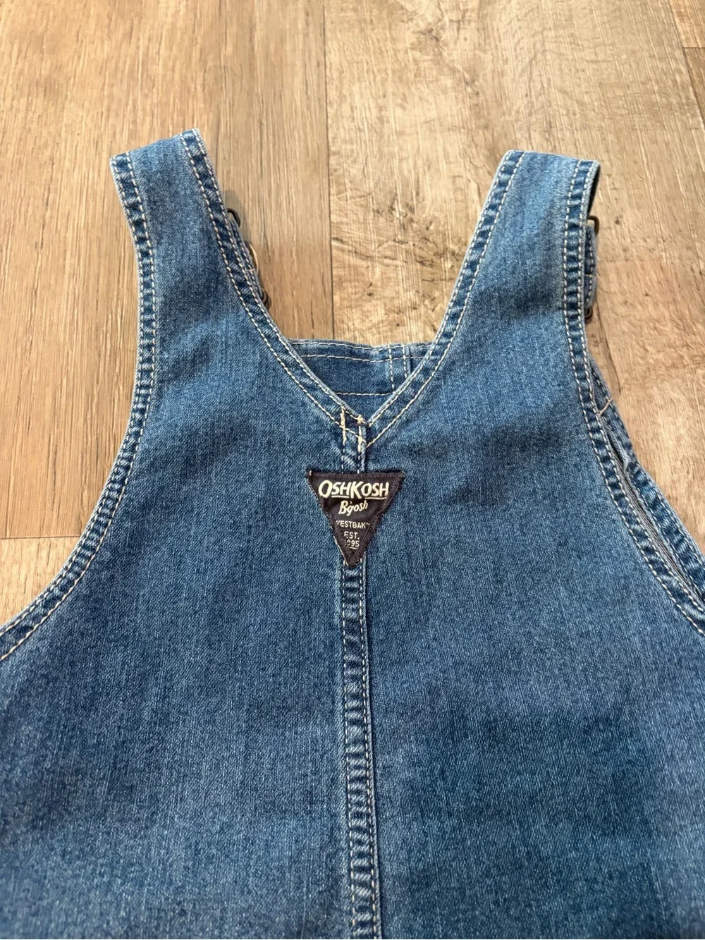 Boys 4T OshKosh B'gosh Blue Denim Overalls with Batman Embroidered Logo